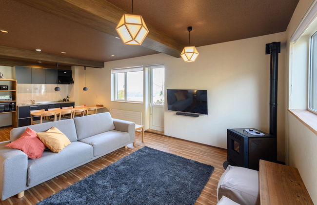 Iroha Nozawa - Photo 8