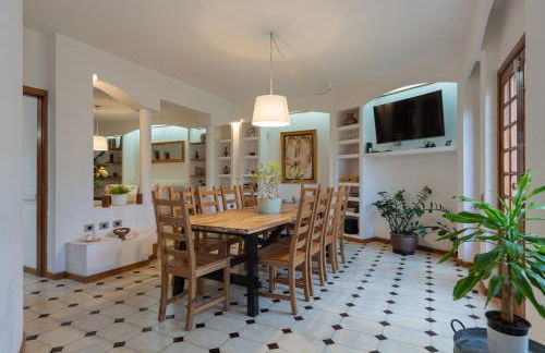 The Yellow House - Solarium - Climatized Pool - Foto 25