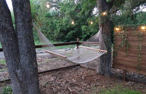 The Tiny 'Tainer - Tiny Container Home w. Hot Tub! - Foto 7