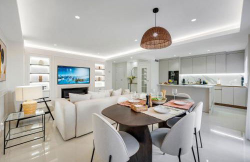 Picasso 2 Royal - Photo 4