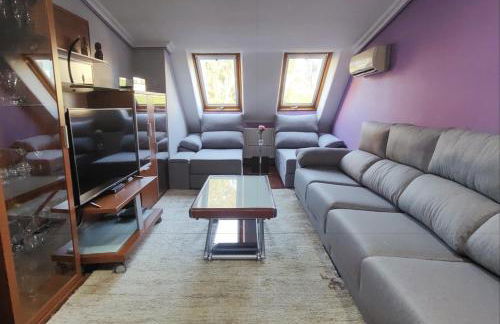 Alójate en Vigo! Piso acogedor y funcional - Foto 1