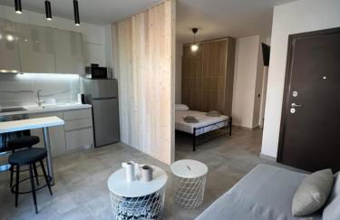 Phils Apartments II - Photo 2