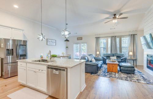 1 Mi to Lake Lanier Modern Home with Patio and Yard! - Foto 9