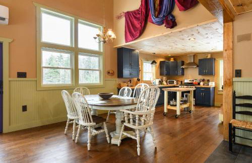 Secluded Lodge - Hot Tub, Views, Arcade - Foto 10