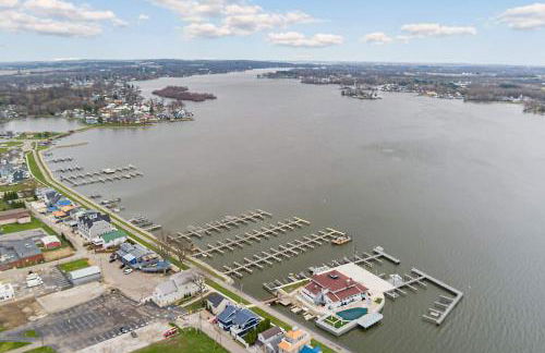 Modern Lake House 3 Blocks from the Lake! - Foto 19