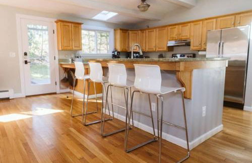 Manchester by the Sea|Outdoor Fireplace|King Bed - Foto 7