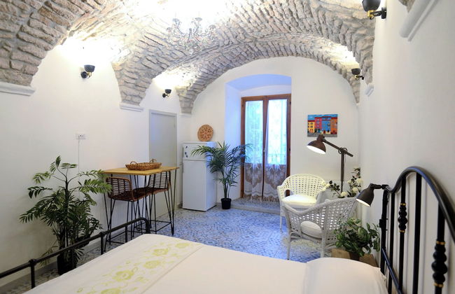 Large, Stunning Studio Apartment, Central Location - Foto 1