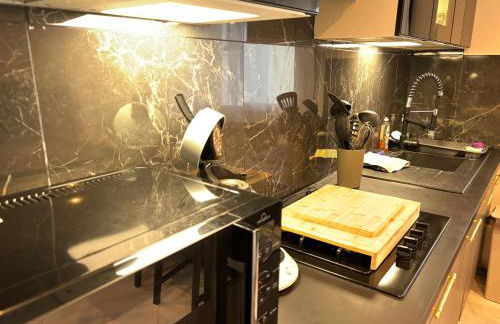 Proche Gare Paris-CDG Stade-de-France Astérix Expo - Foto 22