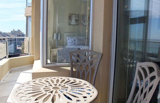 Stay Spectacular - Photo 31