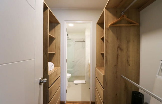 w Spectacular 1BR With Balcony in Miraflores - Photo 39