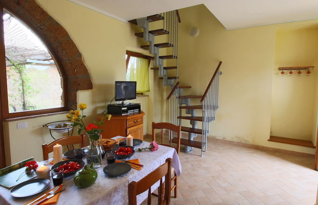 Unique Sorano Stay With Pool - Foto 26