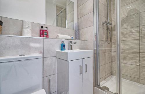 Chelmsford City Centre Modern Duplex With Parking, Wi-Fi & Netflix - Foto 5