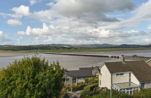 Ted's Place - Photo 1