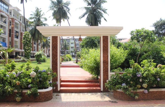 OYO 9364 Home Modern 2 BHK Pool View Candolim - Photo 16