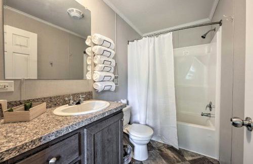 Pet-Friendly Cassolopis Escape, Near Lake! - Foto 17