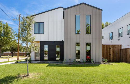 Luxury Getaway Near AT&T Stadium - 4BR Entire House-Hot Tub & Arcade - Foto 7