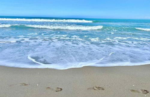 Coastal Village Retreat - Photo 17