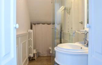 La Casa Bianca with parking and view - Foto 23