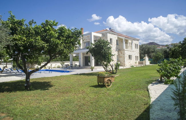 Stunning new Beach Front Villa,1st Line to the Beach, Large Pool, Wonderful Area - Foto 77