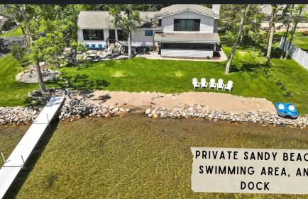 Life Is Good Lodge lakefront with sandy beach - Foto 2