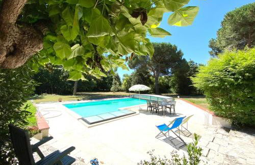 L'échappée du Canal - Piscine - Cheminée - Clim - Parking privé gratuit - 8 personnes - 3 chambres - Parc - Foto 4