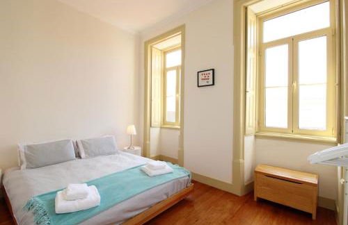 Casa 11 Cravos by LovelyStay - Foto 8