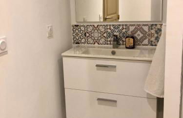 Logement neuf et climatisé, au coeur du village - Foto 5