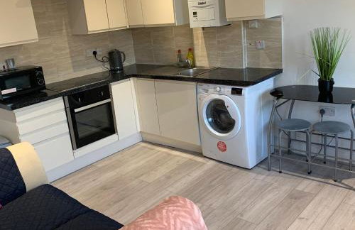 R J 2 bedroom apartment - Foto 1