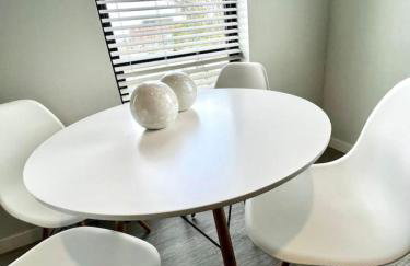 Monochrome Den - Foto 35