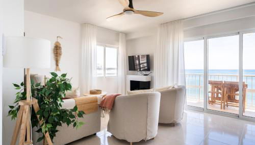 El Acuario - Primera línea y todas las ventanas dan al mar - Photo 4