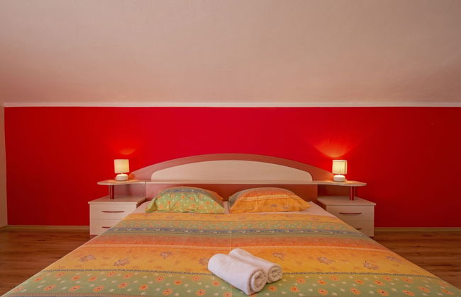 Adorable Holiday Home With Private Pool & Terrace With Barbecue - Foto 7