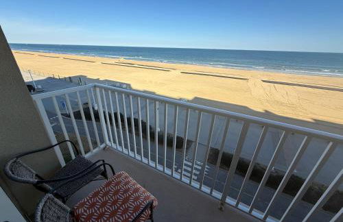 Oceanfront condo, ocean view and indoor pool - Foto 19