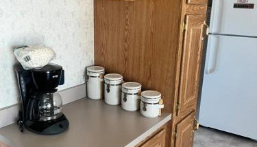 Death Valley PrairieFire 3bd 2ba Home w Kitchen - Foto 3