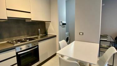 Oliver Apartment - Photo 4, stove, pet friendly