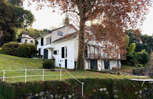 Luxury Lakefront Villa on Lake Maggiore with Private Beach - Photo 7