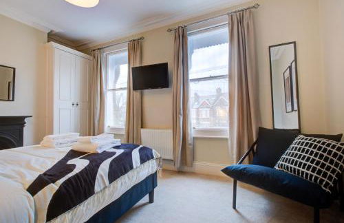 Entire house, 23 mins to Central London - Foto 17