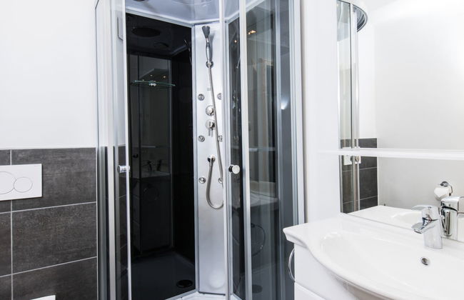 für bis zu 27 Personen mit Sauna - Foto 40