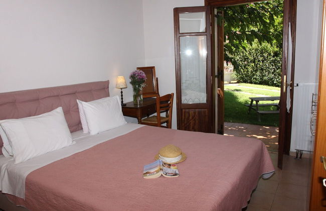 Beautiful Villa, Private Pool, Sleeps 6, Prines in Rethymnon, Crete NW Coast - Foto 2