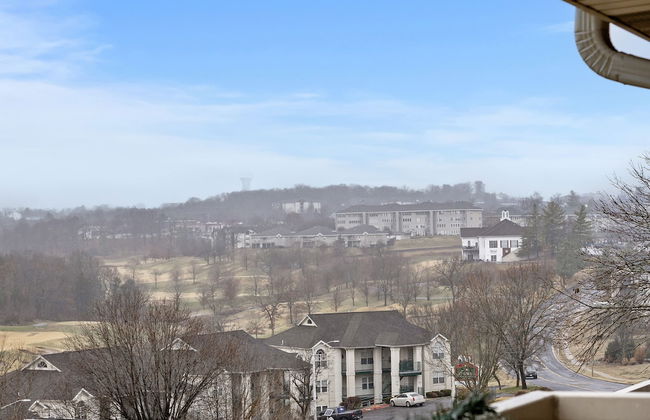 Jim and Roses Cozy Condo 15 Min to Downtown! - Photo 33