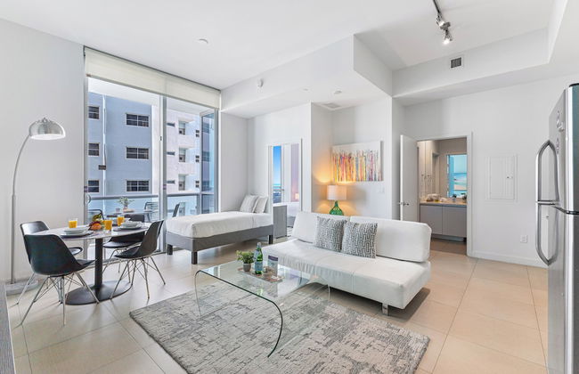 Dharma Home Suites Miami at Monte Carlo - Foto 69