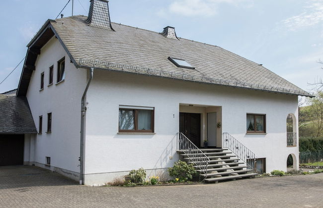 Tranquil Eifel Hideaway - Photo 28