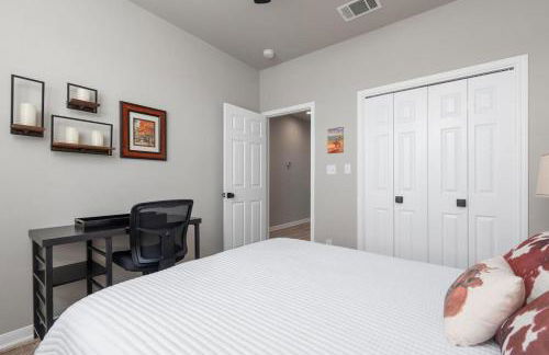 Blanco Lodge at Little Ranches 5 min to Square - Foto 26