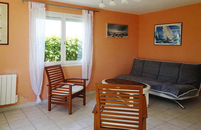 Nice Holiday Home Near the Beach, Hillion - Photo 6