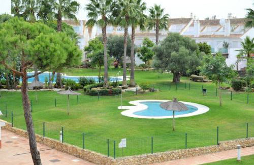 Casa en El Portil - 3-Bedroom Holiday Home including Paddle Tennis and Pool Near Golf Course - Foto 19