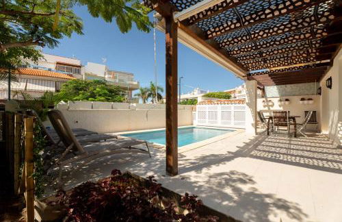 La Caleta Luxury Seaside Villa with 3 Bedrooms and Private Pool - Foto 41