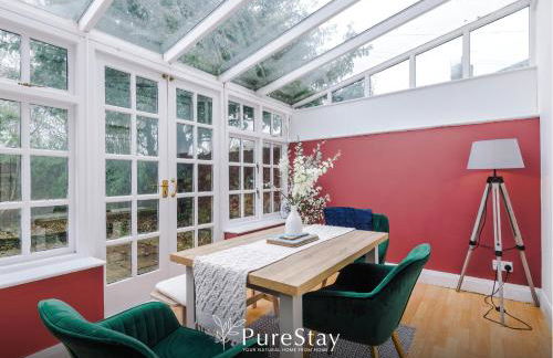 Stylish 4 Bedroom Home in Port Sunlight with 7 Beds Perfect for Business Bookings and Groups - Foto 10