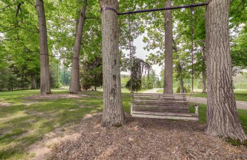 Jackson Lakefront Getaway: Boat Dock, Porch, Patio - Photo 29