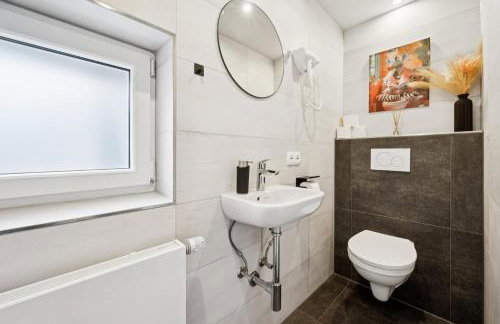 Übernachtung an der A2 - Foto 28