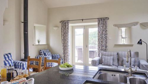 Yennadon Barn - Photo 3