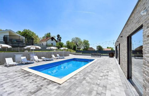 Cozy Home In Dugo Selo With Sauna - Foto 10